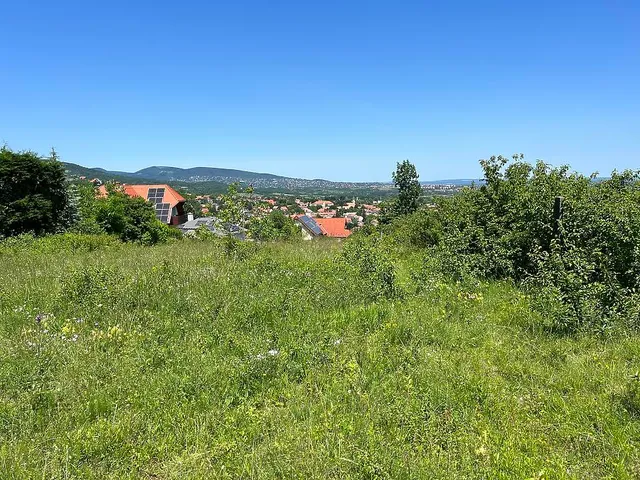 Eladó telek Pomáz 1000 nm