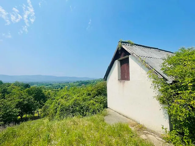 Eladó üdülő és hétvégi ház Vác 24 nm