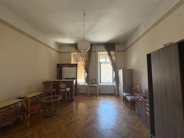 Eladó lakás Budapest VI. kerület 60 nm