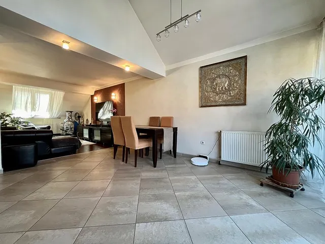 Eladó lakás Budapest II. kerület 148 nm