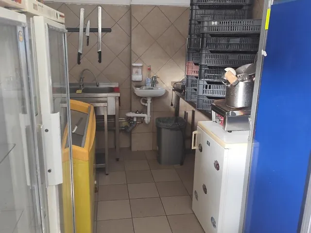 Eladó kereskedelmi és ipari ingatlan Budapest IV. kerület, Újpest 34 nm
