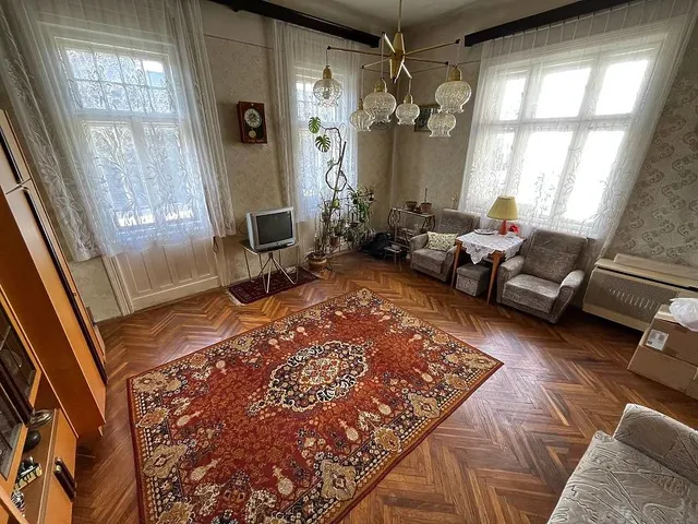 Eladó kereskedelmi és ipari ingatlan Budapest IV. kerület, Újpest 56 nm