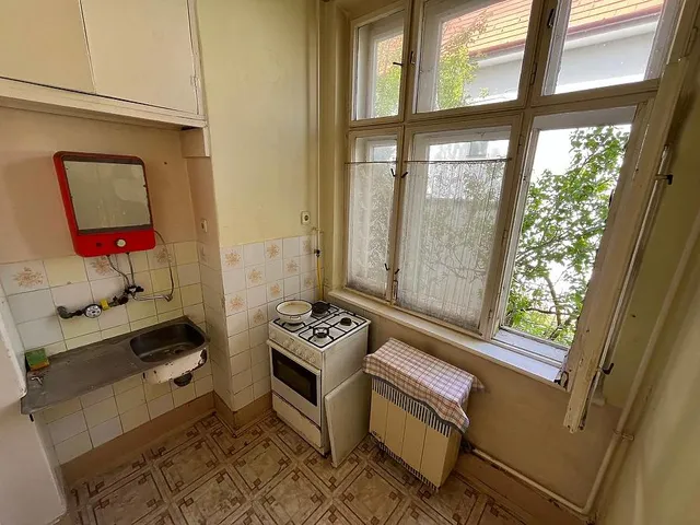 Eladó kereskedelmi és ipari ingatlan Budapest IV. kerület, Újpest 56 nm