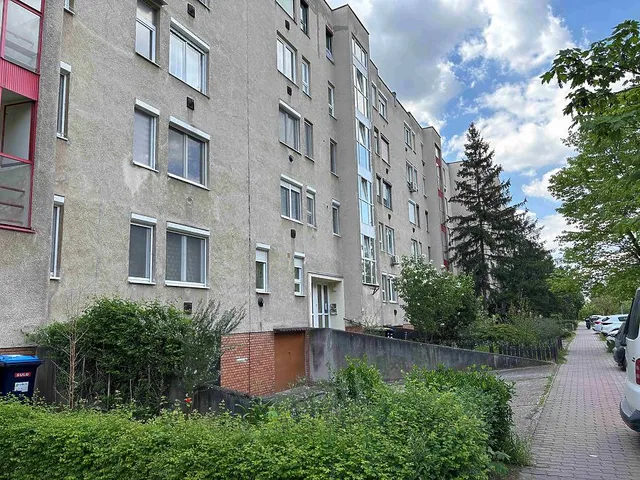Eladó garázs Budapest IV. kerület, Megyer 20 nm