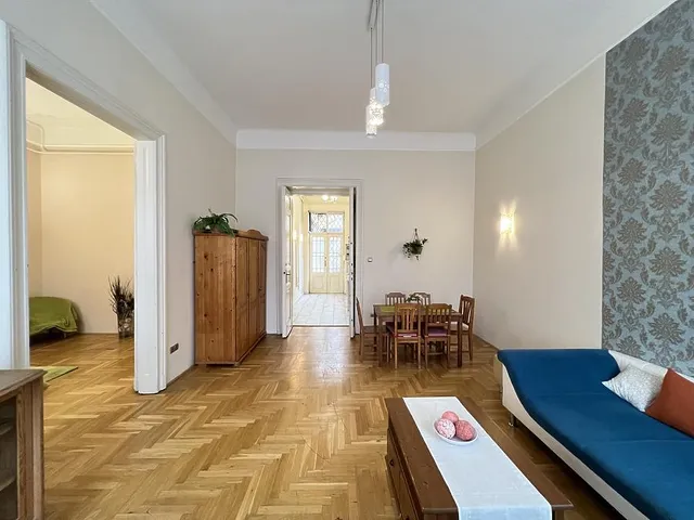 Eladó lakás Budapest VI. kerület 83 nm