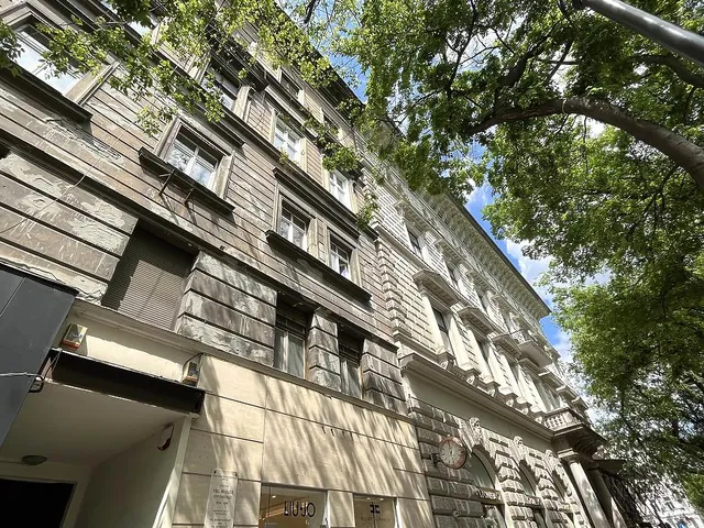 Eladó lakás Budapest VI. kerület 44 nm