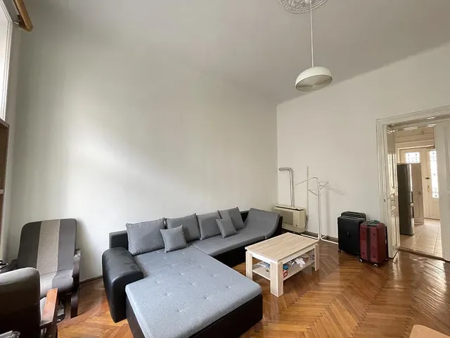 Eladó lakás Budapest VI. kerület 71 nm