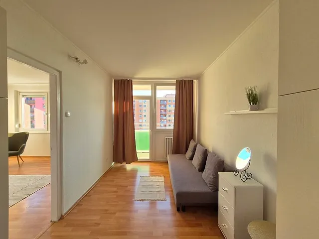 Eladó lakás Budapest X. kerület, Újhegy 49 nm