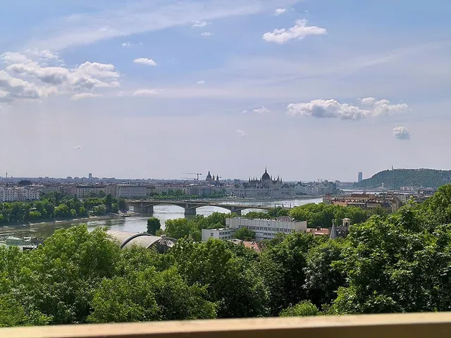 Eladó lakás Budapest II. kerület, Szemlőhegy 80 nm