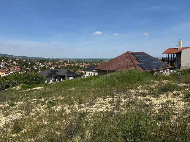 Eladó telek Pomáz 880 nm
