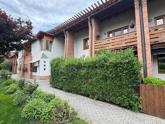 Eladó lakás Budakalász 67 nm