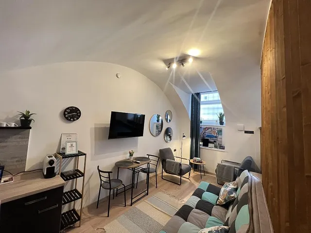 Eladó lakás Budapest VI. kerület 32 nm