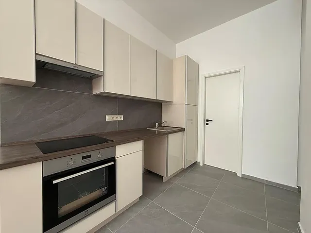 Eladó lakás Budapest II. kerület, Országút 38 nm