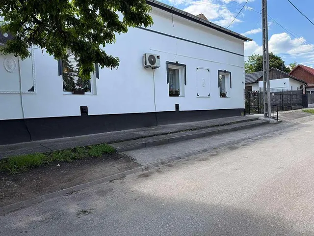 Eladó ház Budapest XV. kerület, Rákospalota 145 nm