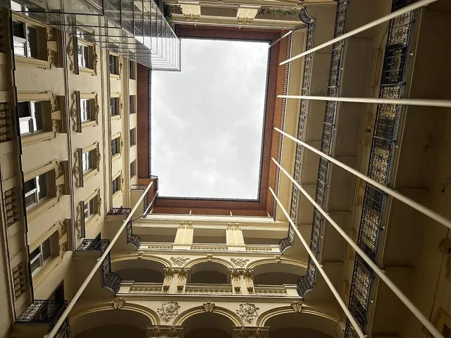 Eladó lakás Budapest VI. kerület 102 nm