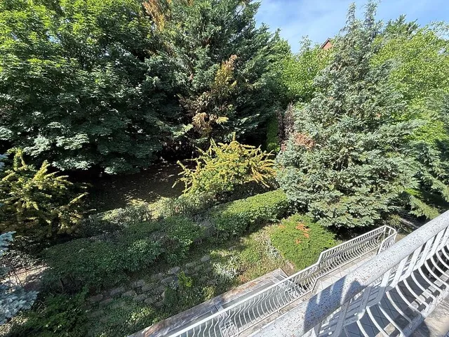 Eladó ház Budapest XI. kerület, Sasad-Sashegy XI. ker. 448 nm
