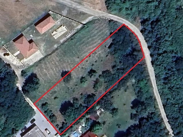 Eladó telek Vác 1700 nm