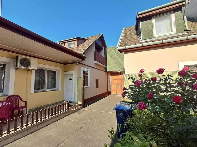 Eladó ház Budapest XV. kerület, Rákospalota 185 nm