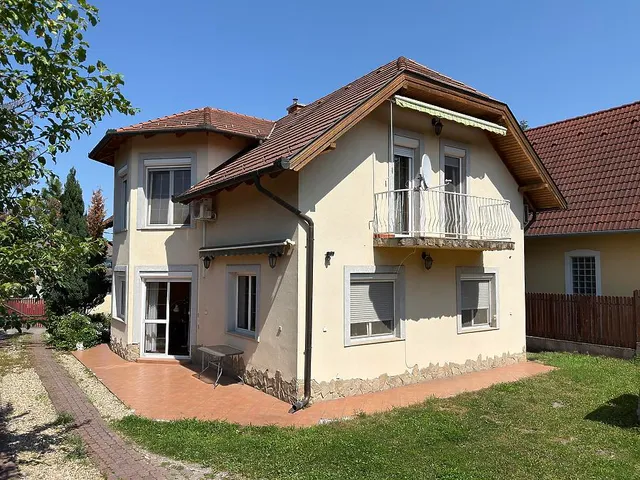 Eladó ház Szentendre 198 nm