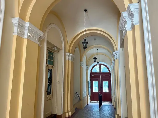 Eladó lakás Budapest VI. kerület 22 nm