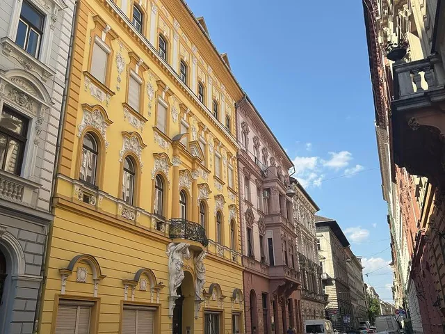 Eladó lakás Budapest VI. kerület 56 nm