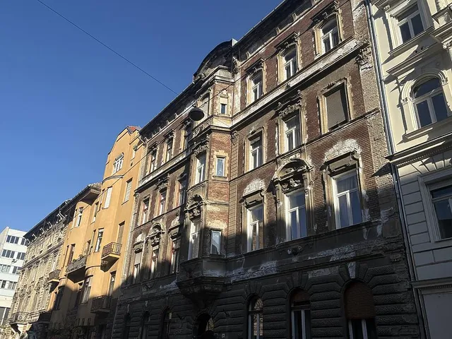 Eladó kereskedelmi és ipari ingatlan Budapest VI. kerület 114 nm