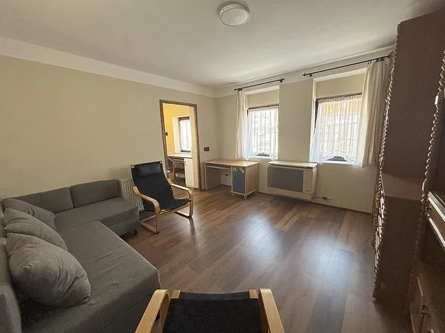 Kiadó lakás Budapest III. kerület, Csillaghegy 32 nm