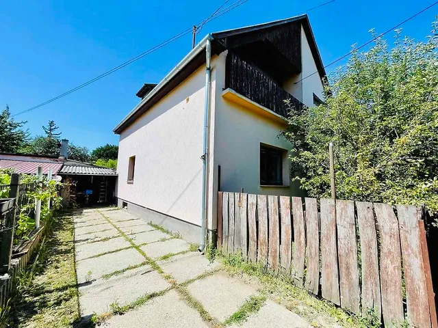 Eladó ház Vác 164 nm