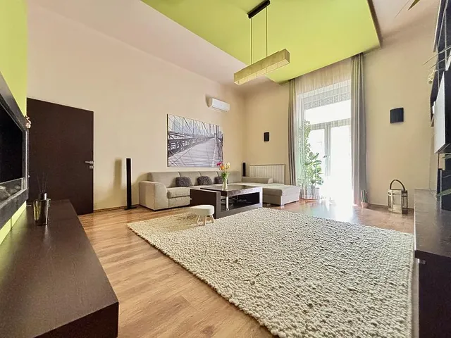 Eladó lakás Budapest II. kerület 82 nm