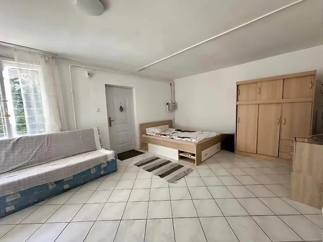 Eladó lakás Vác 31 nm