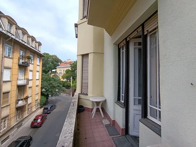 Eladó lakás Budapest II. kerület, Országút 45 nm