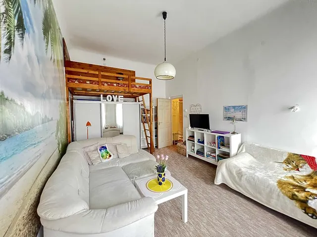 Eladó lakás Budapest VI. kerület, Rózsa utca 92 61 nm