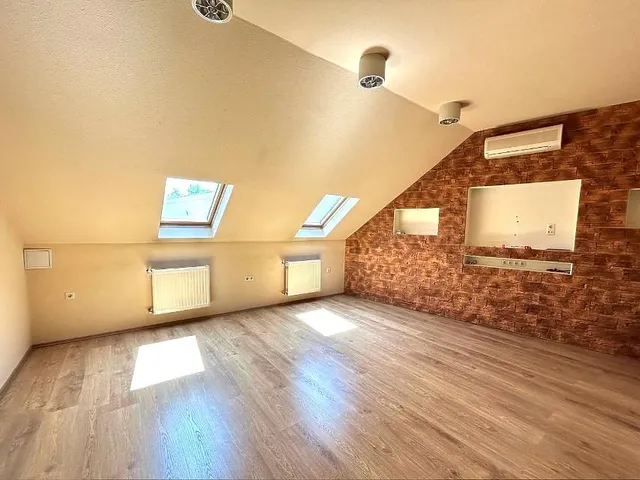 Eladó lakás Budapest XX. kerület 172 nm