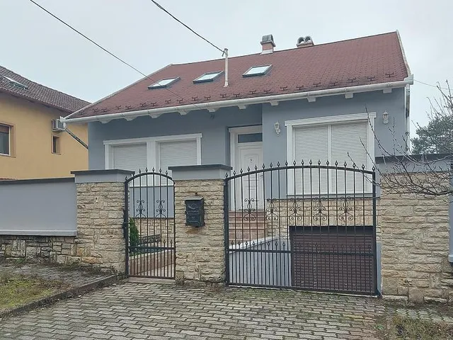 Eladó ház Göd 170 nm