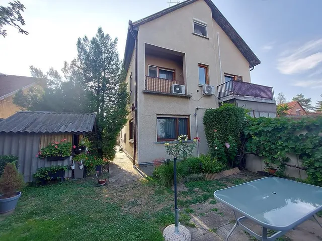 Eladó ház Göd 135 nm