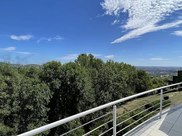 Eladó lakás Budapest XII. kerület, Istenhegy 146 nm