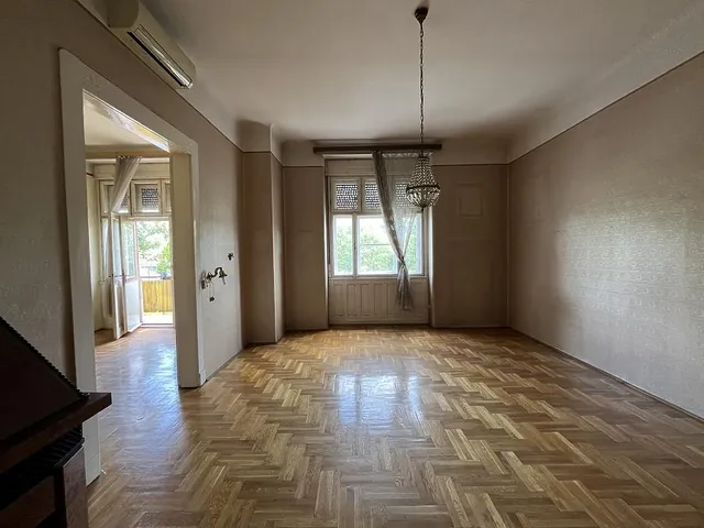 Eladó lakás Budapest VII. kerület, Dózsa György út 79 nm