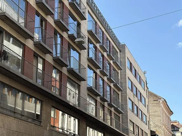 Eladó lakás Budapest VI. kerület 72 nm