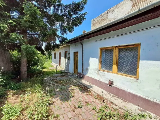 Eladó telek Budapest XV. kerület, Rákospalota 393 nm