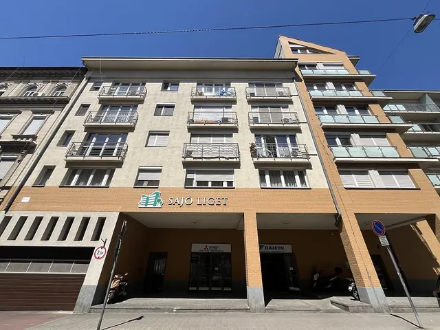 Eladó garázs Budapest VII. kerület, Sajó utca 4-8 11 nm