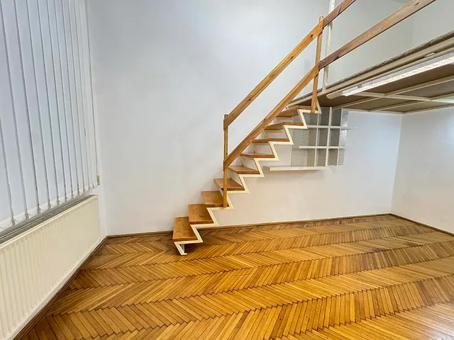 Kiadó kereskedelmi és ipari ingatlan Budapest VI. kerület 54 nm