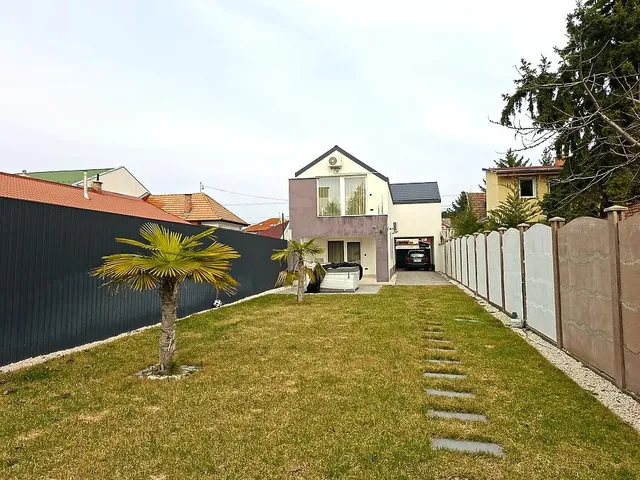 Eladó ház Budapest XV. kerület, Pestújhely 147 nm