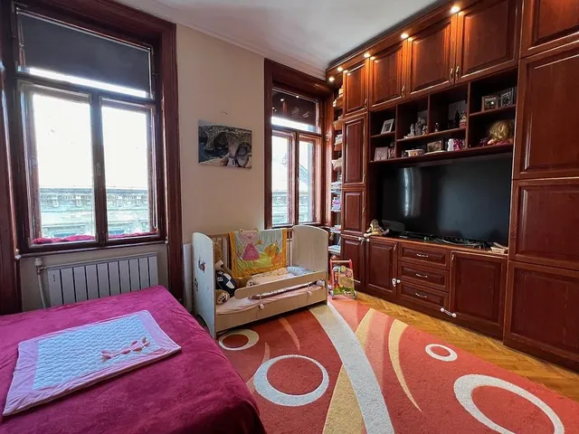Eladó lakás Budapest VI. kerület, Csengery utca 72 88 nm