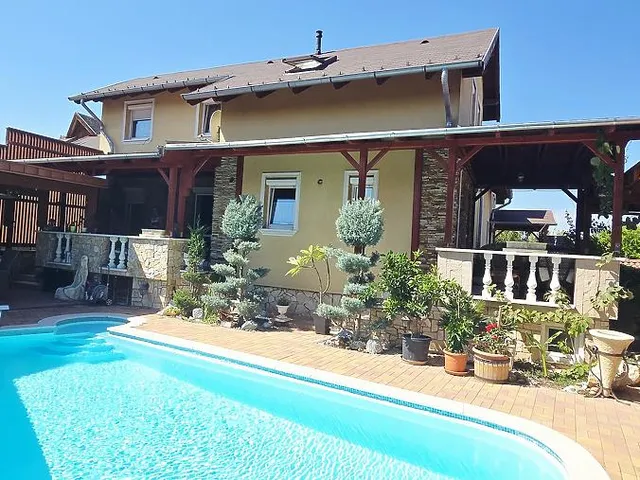 Eladó ház Dunakeszi 161 nm