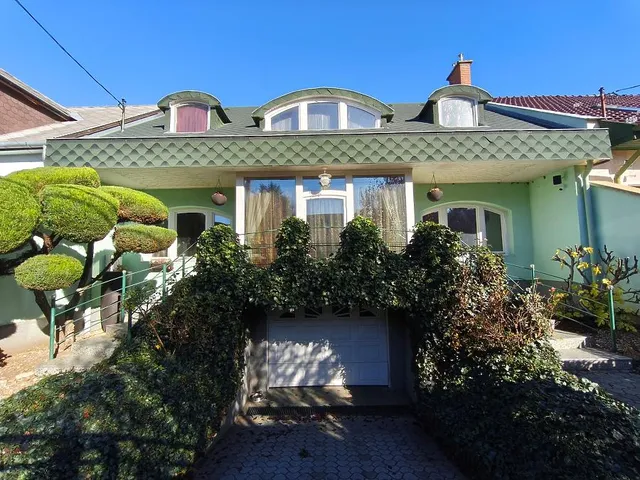 Eladó ház Budapest XVII. kerület, Rákoskert 153 nm