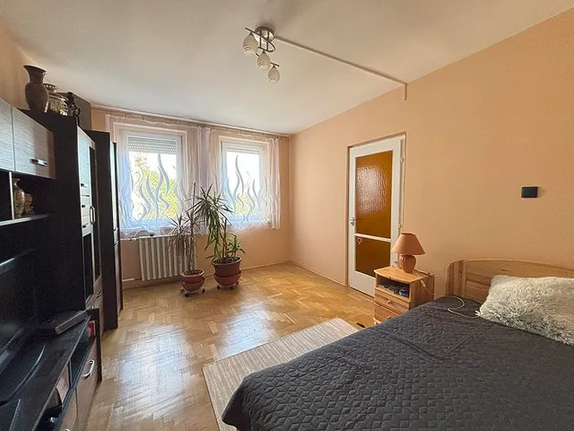 Eladó lakás Budapest III. kerület, Békásmegyer 57 nm