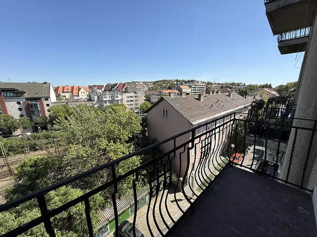 Eladó lakás Budapest XII. kerület, Németvölgy 77 nm