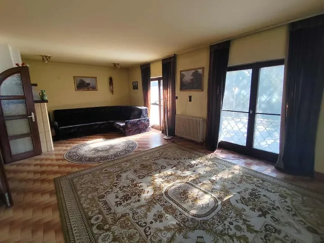 Eladó ház Budapest XV. kerület, Rákospalota 258 nm