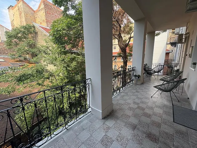 Eladó lakás Budapest VI. kerület 83 nm