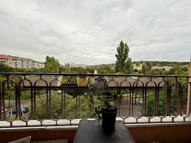 Eladó lakás Budapest XI. kerület, Szentimreváros 105 nm